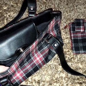 Plaid purse with matching wallet